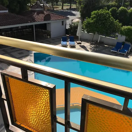 Kahraman Hotel Side