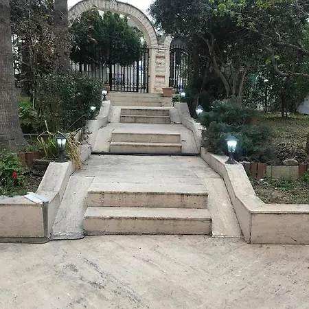 Отель Kahraman 2*
